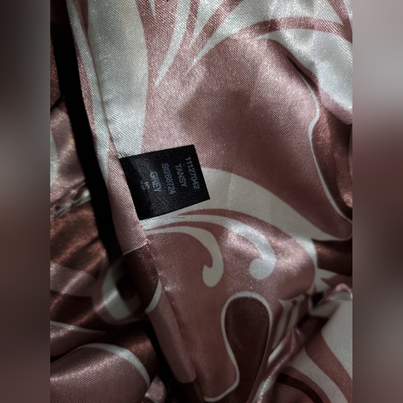 Vintage Guess Tansy Silver Rhinestone Signature Handbag - Picture 14 of 16